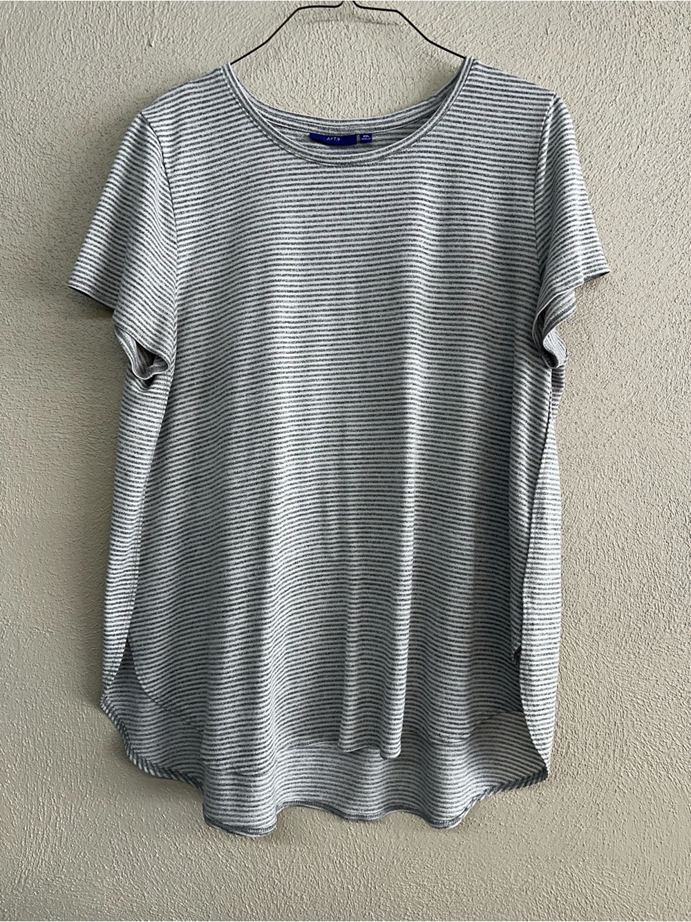Apt. 9 Gray and White Striped Short-Sleeve Crewneck Tee